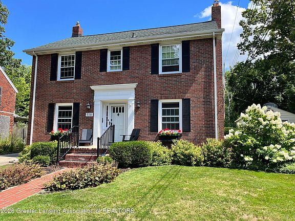 3rd image of 518 E Oakwood Dr
