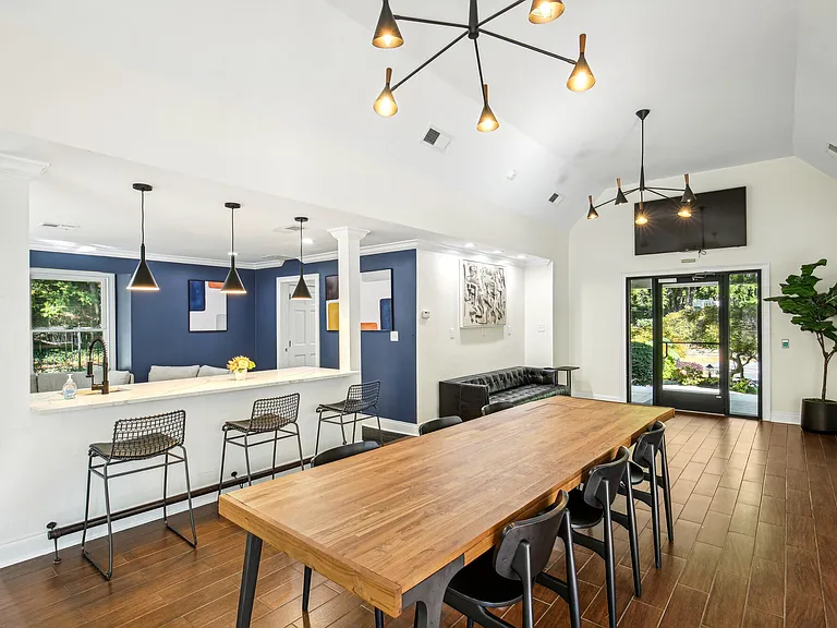 Community Kitchen and Lounge