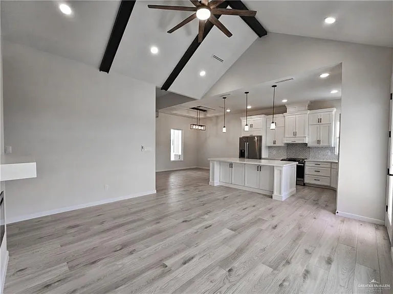 532 Freedom Way — Photo 11