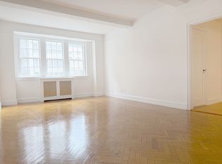 37 W 72nd St APT 5A, New York, NY 10023