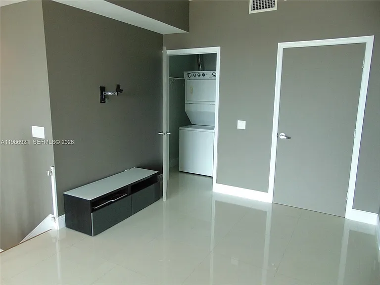 60 SW 13th St #2619 — Photo 6
