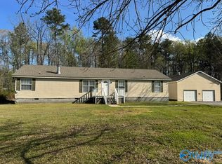 185 Lakefront Dr, Leesburg, AL
