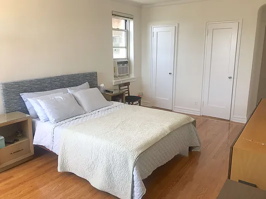 Sold by Kiess Realty, L.L.C. | media 21