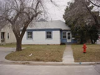 2nd image of 3701 NW 27th St