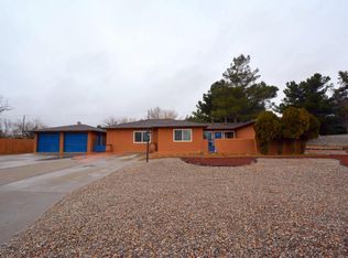 1003 Robin Rd SE, Rio Rancho, NM 87124