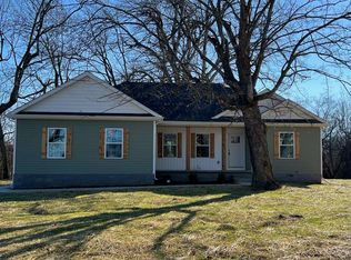 3155 Sharon Grove Rd, Elkton, KY 42220