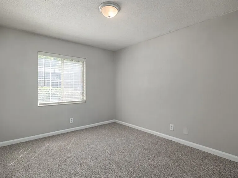 Stanton Yards 1, 2 & 3 Bedroom Availability — Photo 32