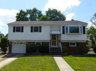41 Shirley Blvd, Old Bridge, NJ 08857
