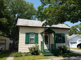 1115 Farnam St, La Crosse, WI 54601