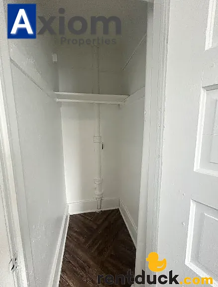 217 W Sherman St — Photo 12