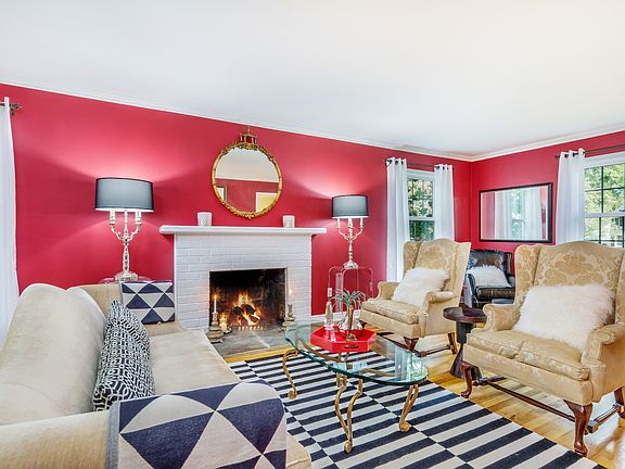 5th image of 1351 Colonial Ct