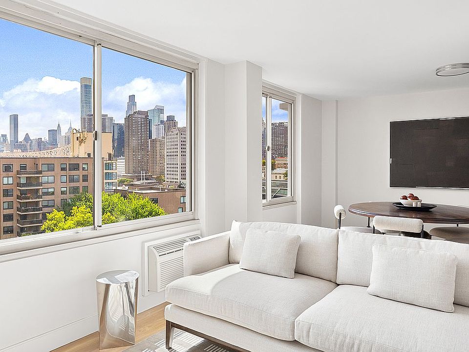 1st image of 555 Main St APT 1308