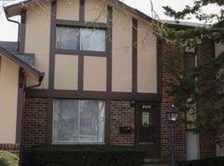 1S291 Ingersoll Ln, Villa Park, IL