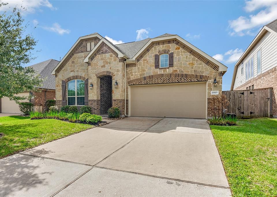 19815 Molly Winters Ln, Cypress, TX 77433 | Zillow