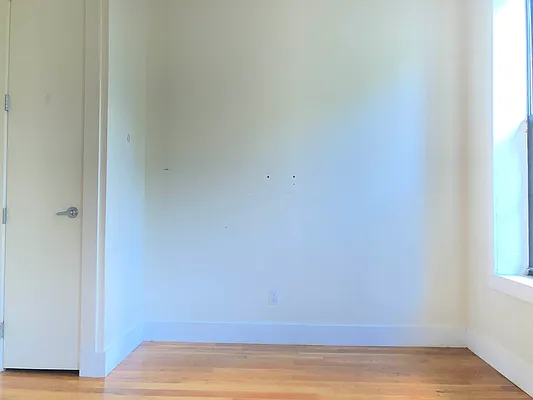 Rented by Nooklyn NYC LLC | media 10