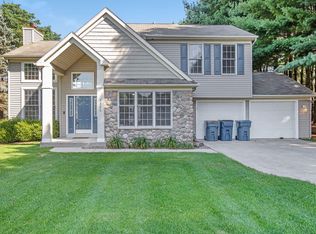 7326 Texas Heights Ave, Kalamazoo, MI 49009