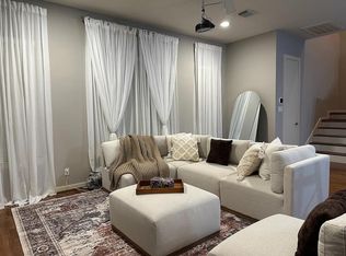 4422 Center St, Houston, TX 77007