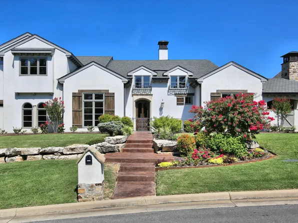 10701 S Nandina Ct, Jenks, OK 74037