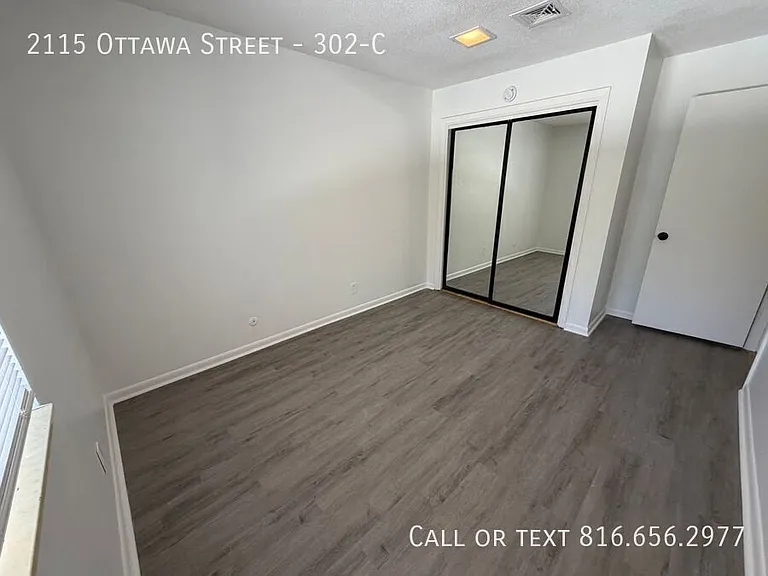 2115 Ottawa St #302C — Photo 29
