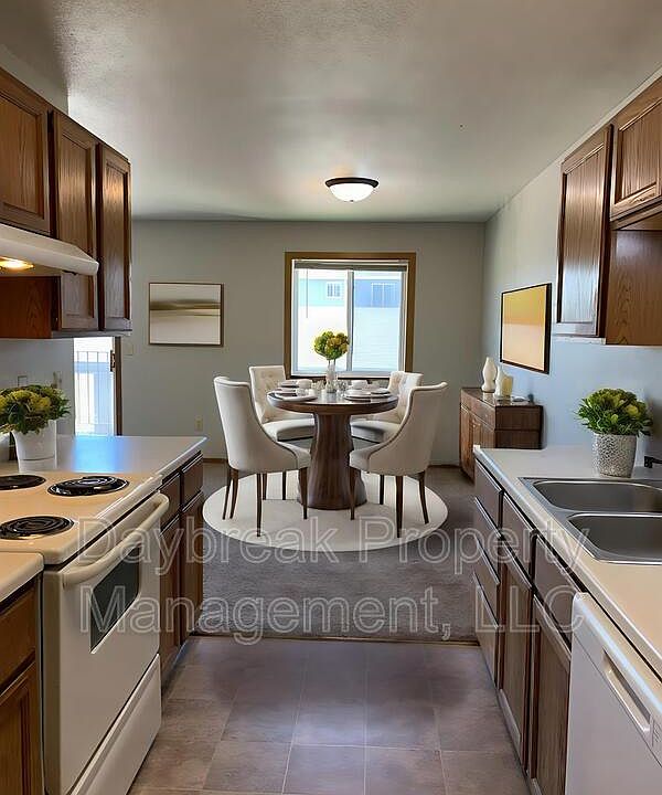 1st image of 1210 34th Ave S #205