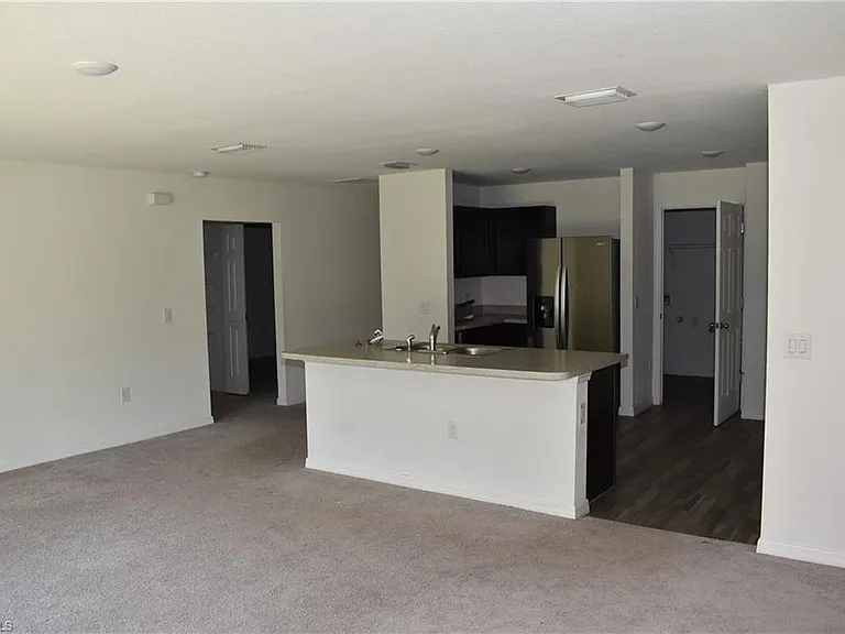 4795 Lacoco St — Photo 5