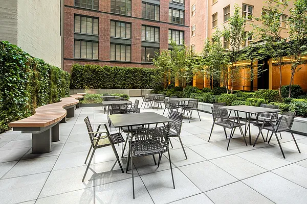 Sold by Extell Marketing Group | media 10