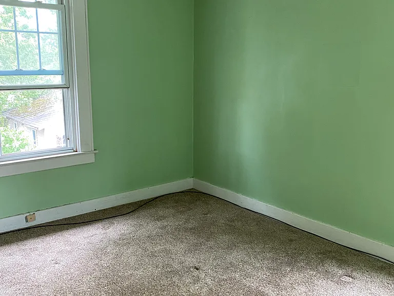 805 Cadillac St — Photo 9