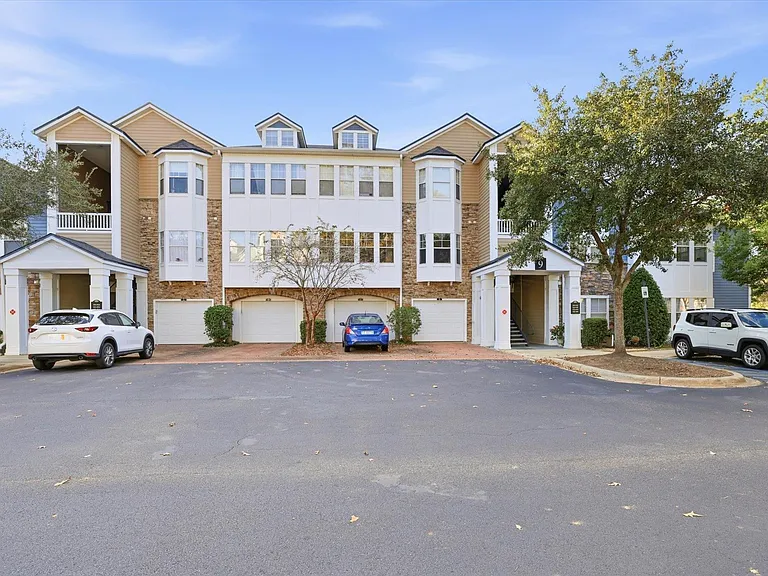 2801 Chancellorsville Dr #617 — Photo 4