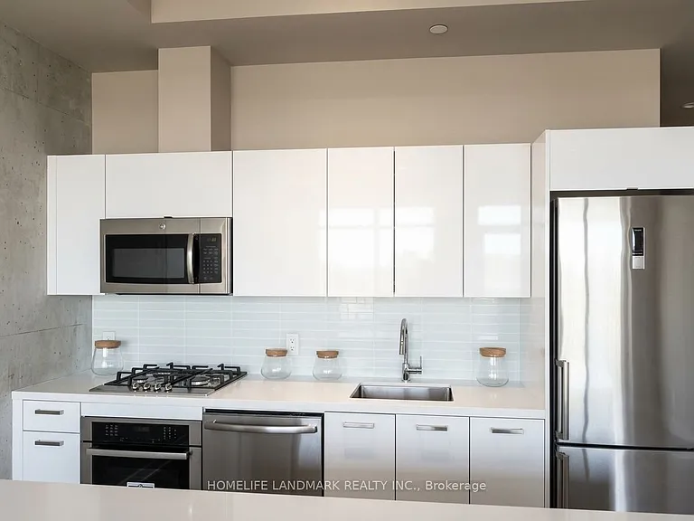 608 Richmond St W #716 — Photo 5