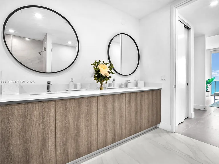17550 Collins Ave #1002 — Photo 20