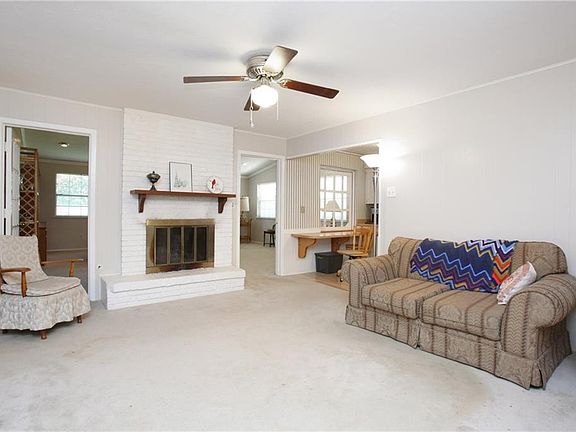 5th image of 742 Loganwood Ave