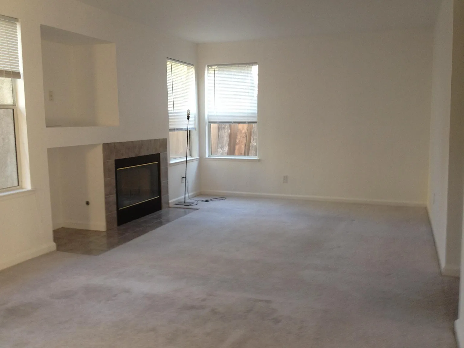 5 Holtz Ct — Photo 4