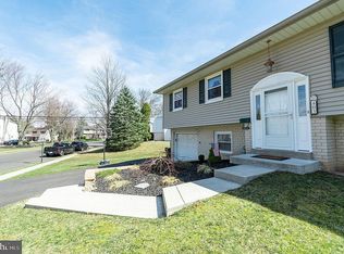 403 Williamsburg Rd, Lansdale, PA 19446