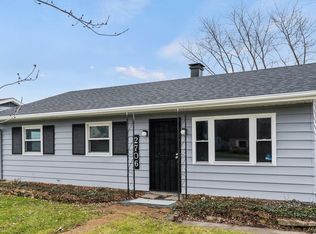 2706 Hobson Rd, Fort Wayne, IN 46805