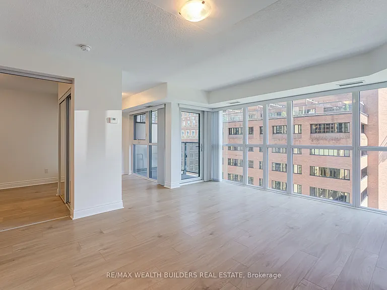 28 Ted Rogers Way #1212 — Photo 21