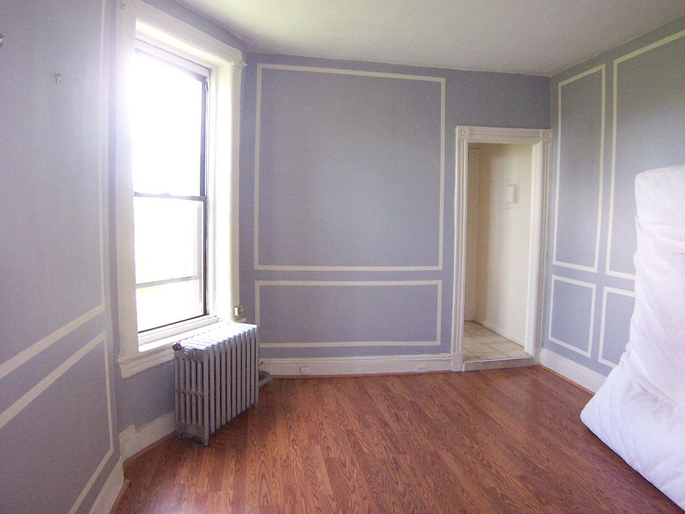1st image of 625 Prospect Pl APT 11