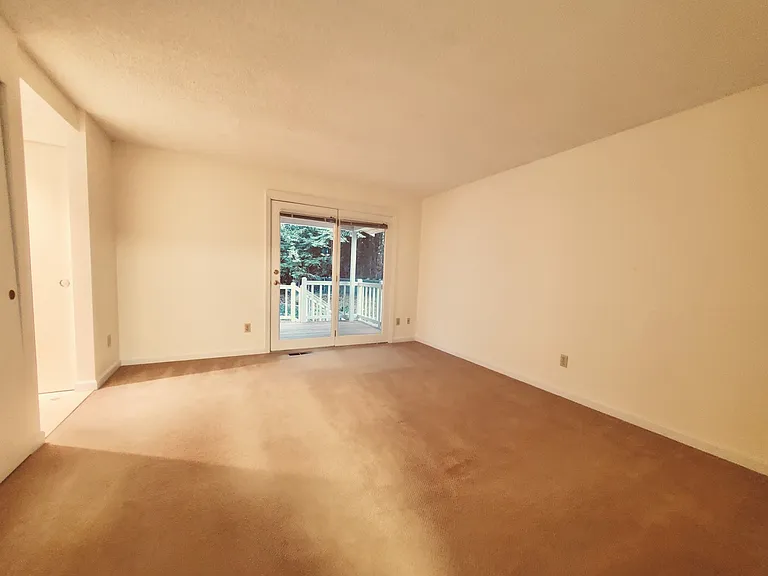 13305 NE 117th Way — Photo 7