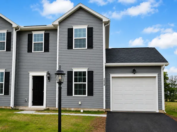 3638 Fieldstone Dr, Dover, PA 17315