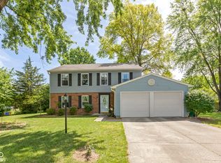 8017 Turkel Ct, Fishers, IN 46038