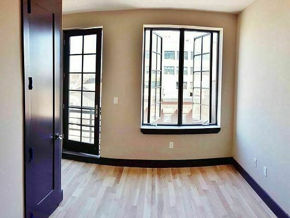 5th image of 1484 Gates Ave #4R