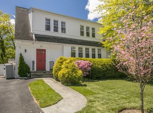 22 Gorham Rd, Scarsdale, NY 10583