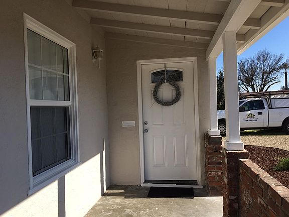 2nd image of 903 E Fedora Ave