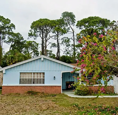 3941 Stratfield Dr Photo 1
