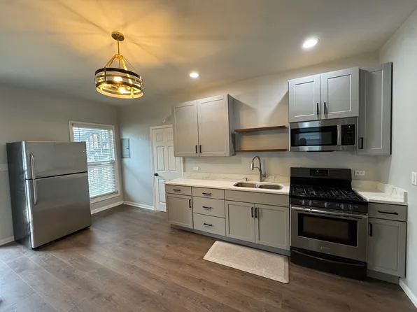 3141 W Fulton St APT 1, Chicago, IL 60612