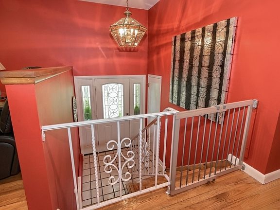 4th image of 277 French Hill Rd