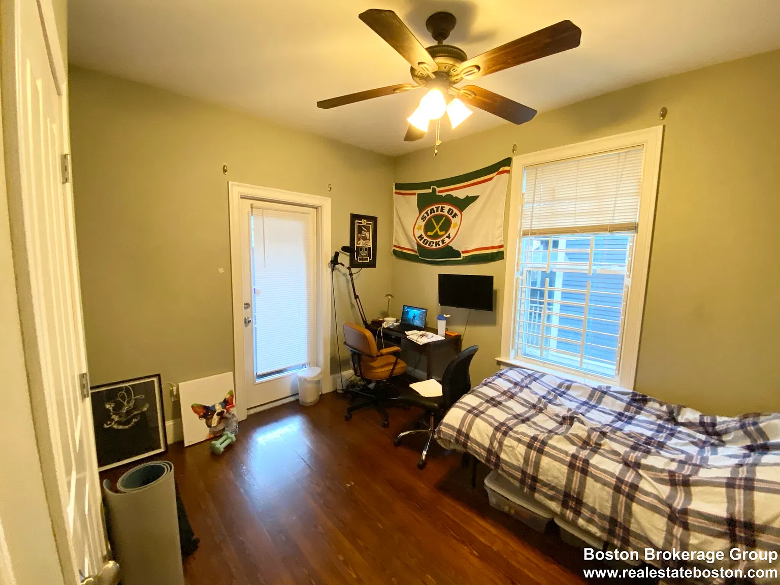 178 Hillside St — Photo 4