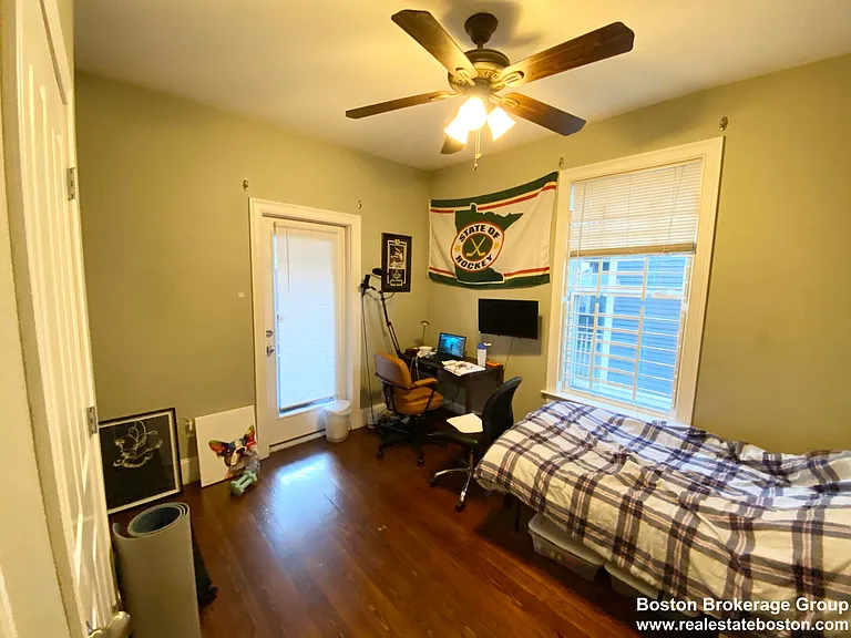 178 Hillside St #1 — Photo 7