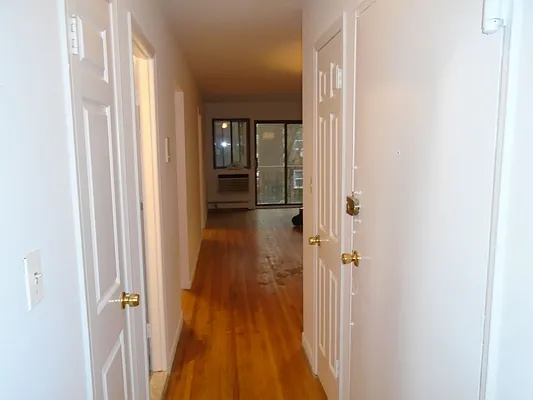 Rented by 18 REALTY | media 95