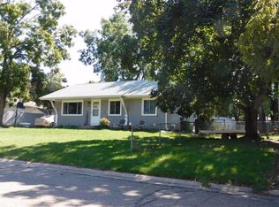 108 Twinkle Ter, Circle Pines, MN 55014