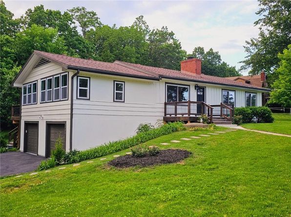 7904 NW Potomac Ave, Weatherby Lake, MO 64152